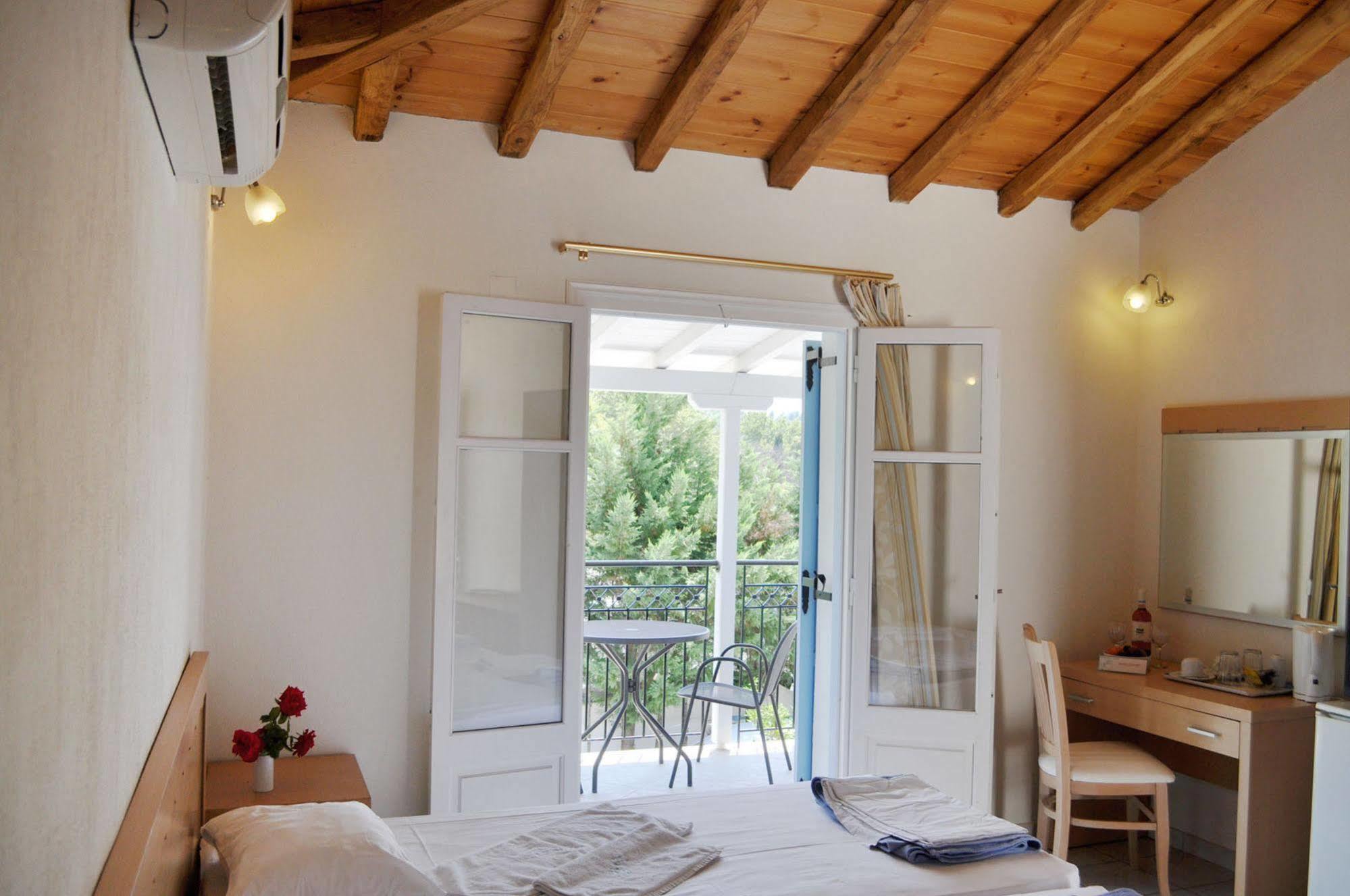 Marialena Village Platanias  エクステリア 写真